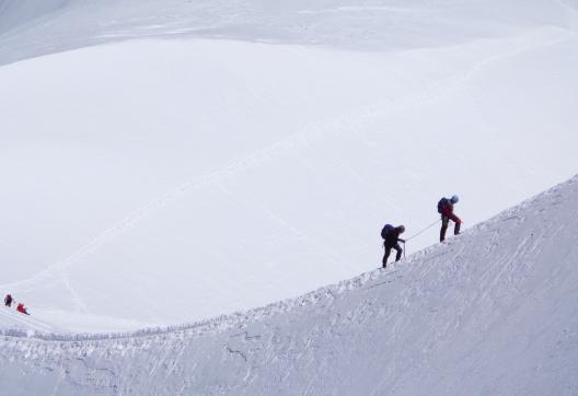 Voyage d'aventure et montée encordée à Chamonix