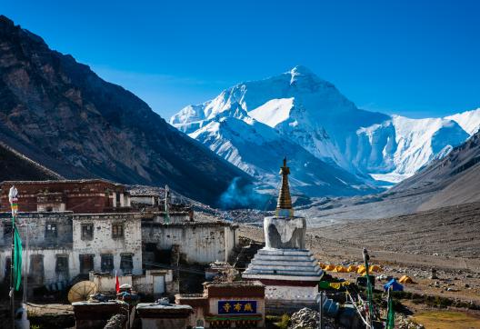 Monastère de Rongbuk près du camp de base de l’Everest au Tibet en Chine