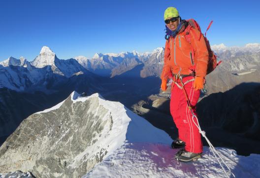 Ascension de l’Island peak à 6 189 m dans la région de l’Everest au Népal