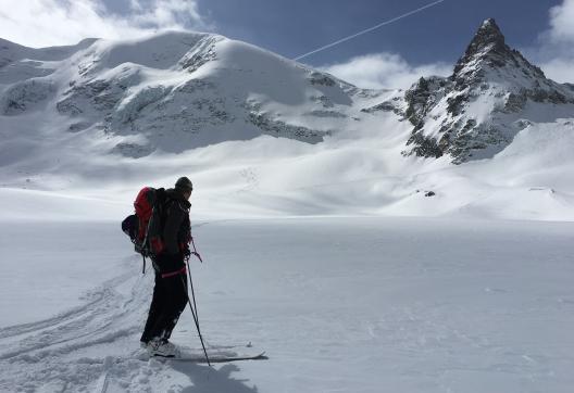 Voyage et initiation au ski de randonnée dans la vallée de l'Aoste