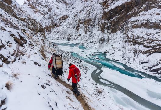 Chadar, le trek sur la rivière gelée au Ladakh Zanskar en Inde