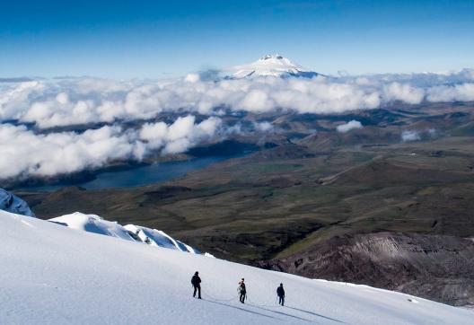 Ascension du Cotopaxi à 5 897 m dans les Andes en Équateur