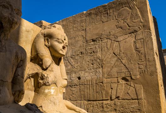 Visite à Toutânkhamon et la reine au Temple de Louxor  en  Haute Ėgypte