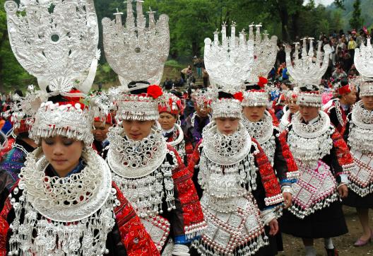 Immersion dans la fête du repas des soeurs miao au Guizhou oriental