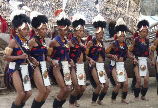 Trek vers des danseurs naga khamniungan au Hornbill festival