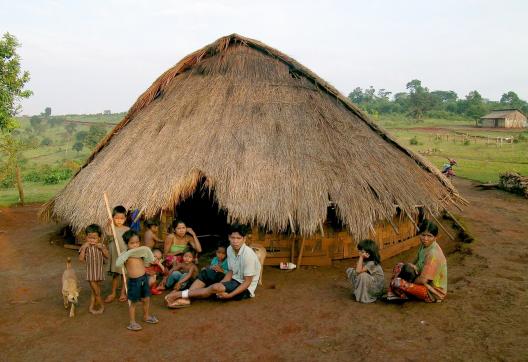 Voyage vers une maison ancienne des Phnong au Mondolkiri