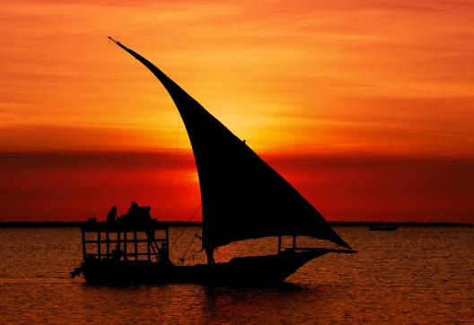 retour de la pêche en dhow à Zanzibar