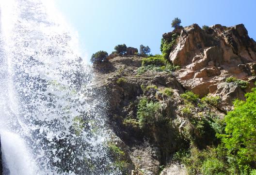 Trekking près de cascades à Setti Fadma