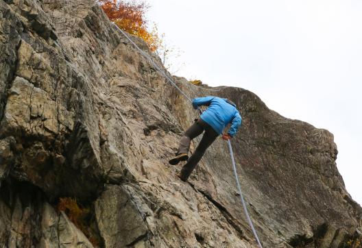 Voyage et descente en rappel au rocher de Mottets