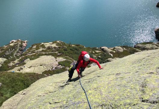 Voyage et formation Ifremmont aux secours en montagne
