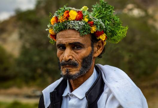 Rencontre avec les hommes-fleurs  de l'Asir