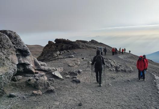 Ascension du Kilimandjaro à 5895 mètres en Tanzanie