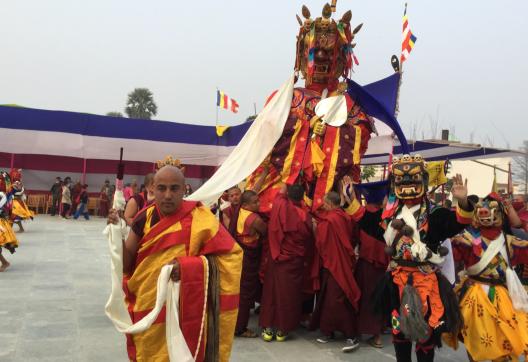 Participation à un Tsechu dans un monastère bhoutanais à Bodhgaya