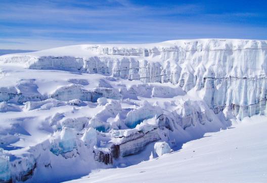 Ascension du Kilimandjaro à 5895 mètres en Tanzanie