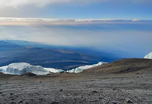 Ascension du Kilimandjaro à 5895 mètres en Tanzanie