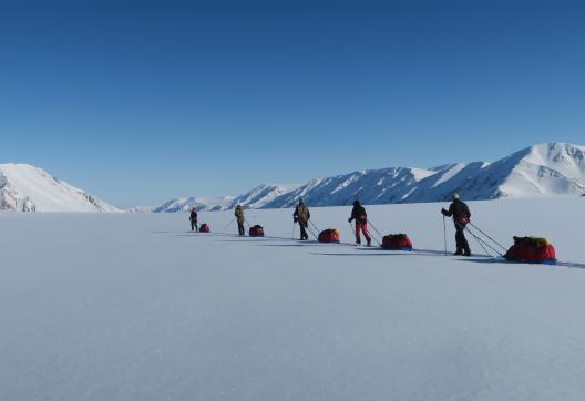 Expedition en ski et pulka du sud au nord du Spitzberg