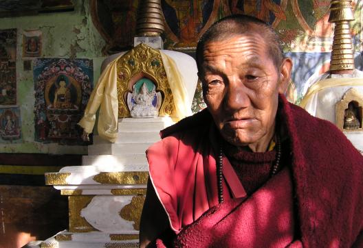 Rencontre avec une nonne bouddhiste de la région de Tawang en Arunachal Pradesh