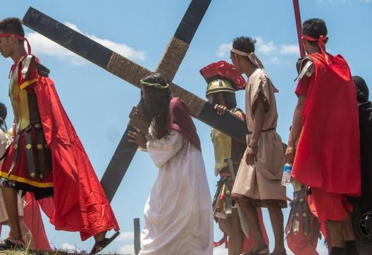 Voyage vers une procession pascale dans la région de Pampanga
