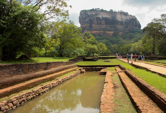 Randonnée vers le Rocher de Sigiriya au centre de Ceylan