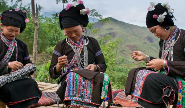 Couturières tai lu au Vietnam