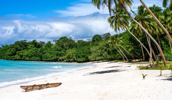 Plage paradisiaque de Nouvelle-Calédonie