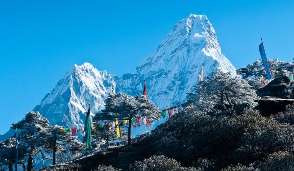 Amadablam 6814 m depuis Tangboche dans la région de l’Everest au Népal