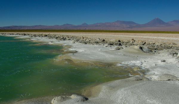 Laguna Cejas dans le désert d'Atacama au Chili