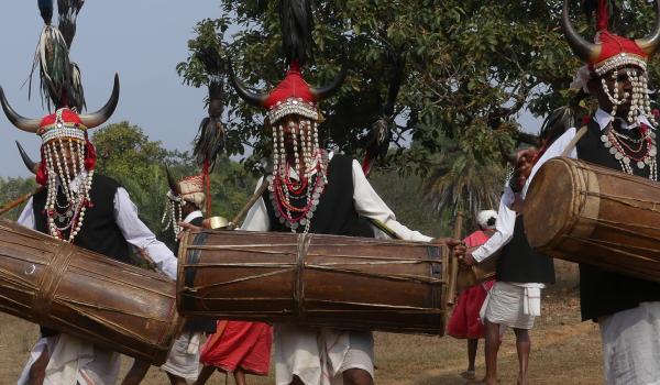 Voyage vers des danseurs du peuple maria au sud du Chhattisgarh