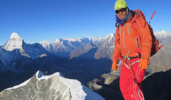 Ascension de l’Island peak à 6 189 m dans la région de l’Everest au Népal