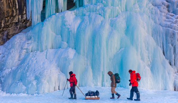 Chadar, le trek sur la rivière gelée au Ladakh Zanskar en Inde