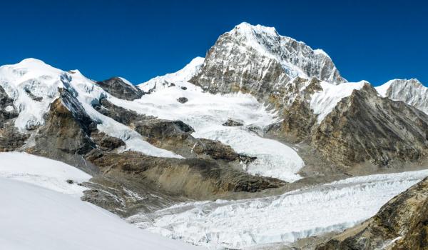 La traversée du Rolwaling via le Tashi Lapsa à 5 760 m