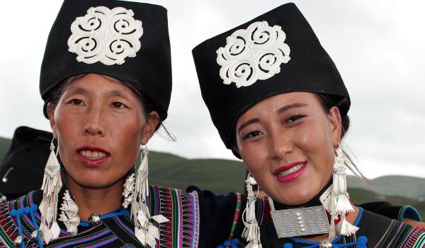Immersion avec des femmes yi au Festival des Torches dans les Grandes Montagnes Froides