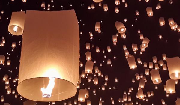 Fêtes de Loi Krathong et Yi Peng en Thaïlande