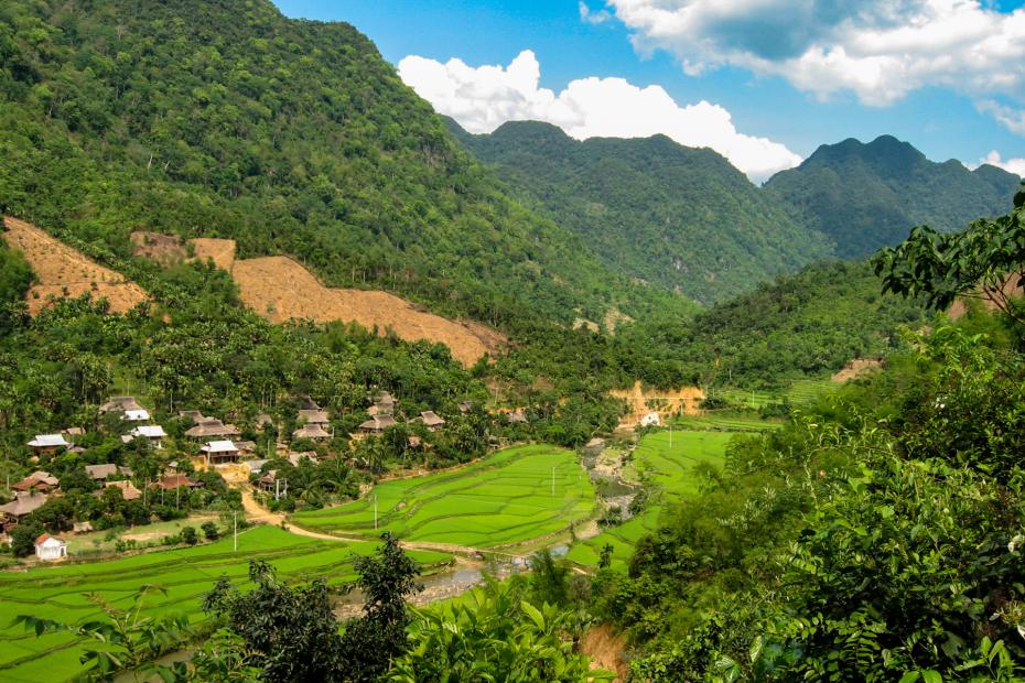 Trek - Vietnam : Randonnées et immersion dans les régions de Mai Chau et de Pu Luong