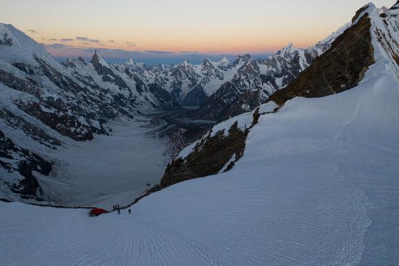 Lever de soleil au col du Gondogoro