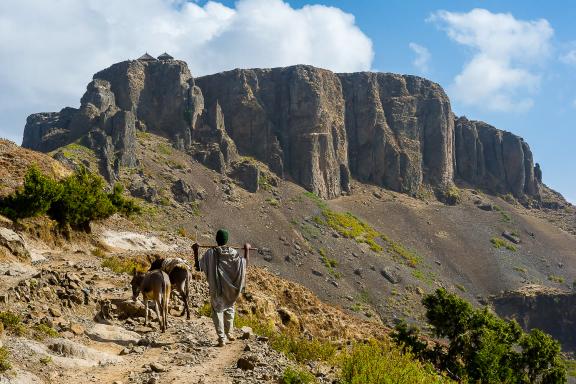 Marche dans les Monts Lasta vers Ad Medane Alem