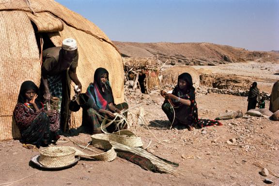 Marche vers un campement de nomades en pays Afar