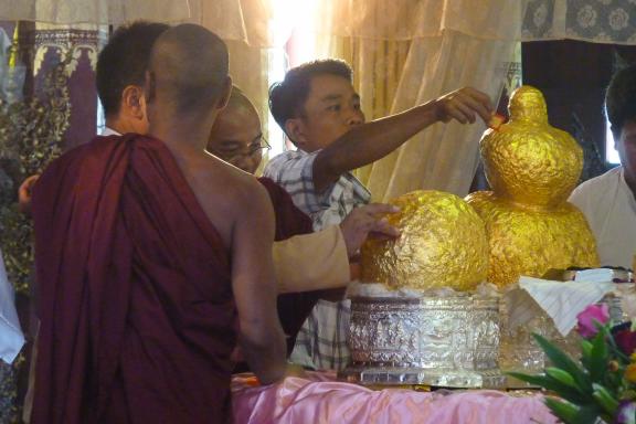 Trekking vers bouddhas et pèlerins du lac Inlé à la pagode Phaung Daw Oo