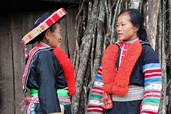 Voyage vers femmes dao rouge entre Bao Lac et Bac Me