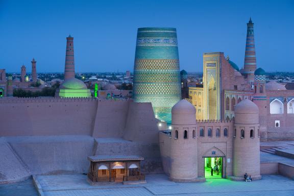 Découverte de la porte Ouest de la ville fortifiée de Khiva