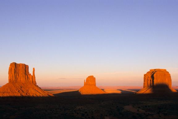 Trekking vers la vallée des Dieux aux États-Unis