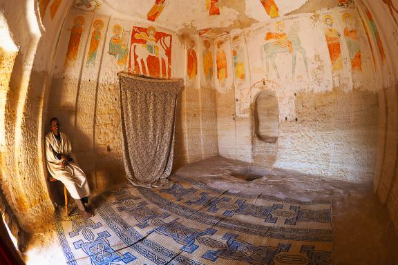 Randonnée vers l'église de Qorqor Daniel dans le Ghéralta