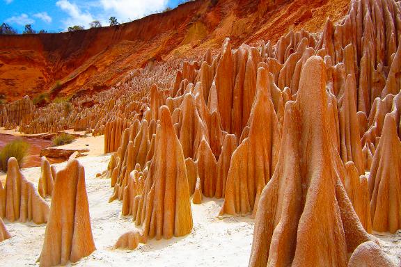 Découverte des Tsingy rouges près de Sadjoavato