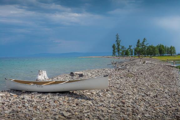 Randonnée sur les rives du Lac Khövsgöl