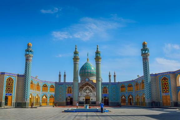 Viste touristique d'une mosquée en Iran