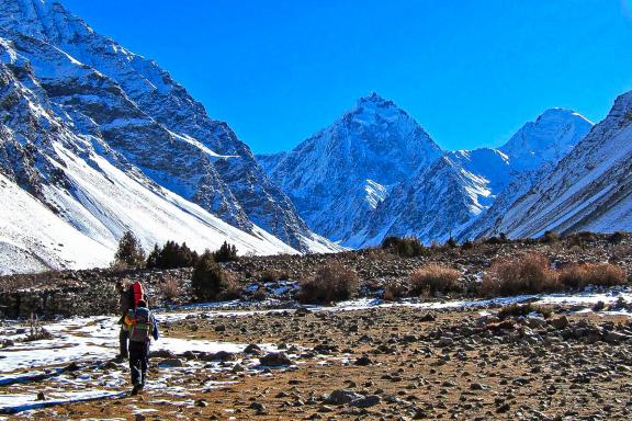 Trek en haute montagne glacier fedtchenko au pamir tadjik