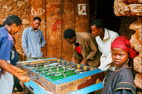 Voyage touristique avec des joueurs de Baby foot dans l'ancienne province de Hararghé