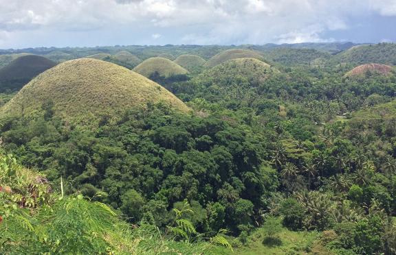 Trekking vers les étonnantes Chocolate Hills sur l'île de Bohol
