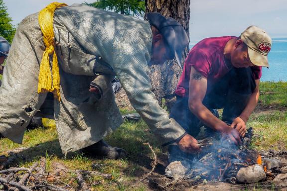 Trek et bivouac sur les rives du Khövsgöl