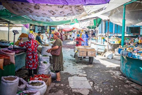 Voyage decouverte marchés bazaar Osh Kirgizistan